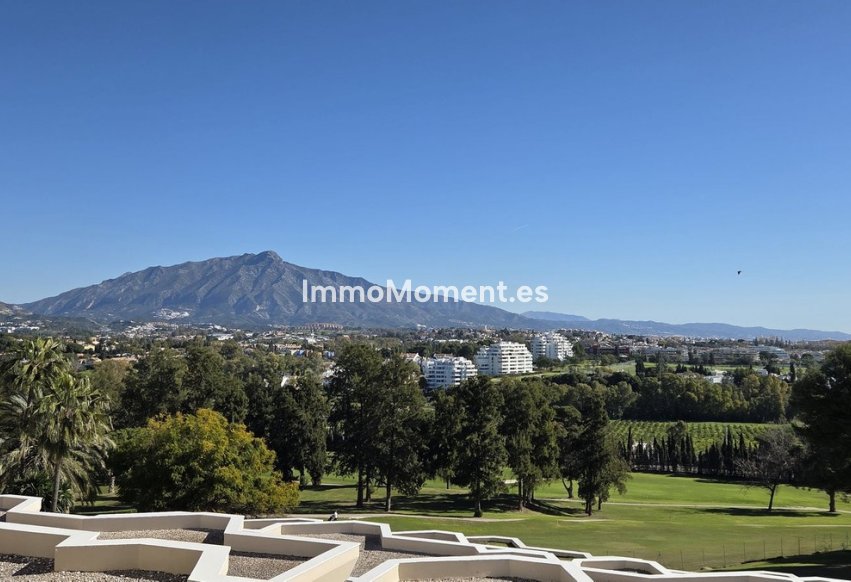 Revente - Appartement - Estepona  - Atalaya