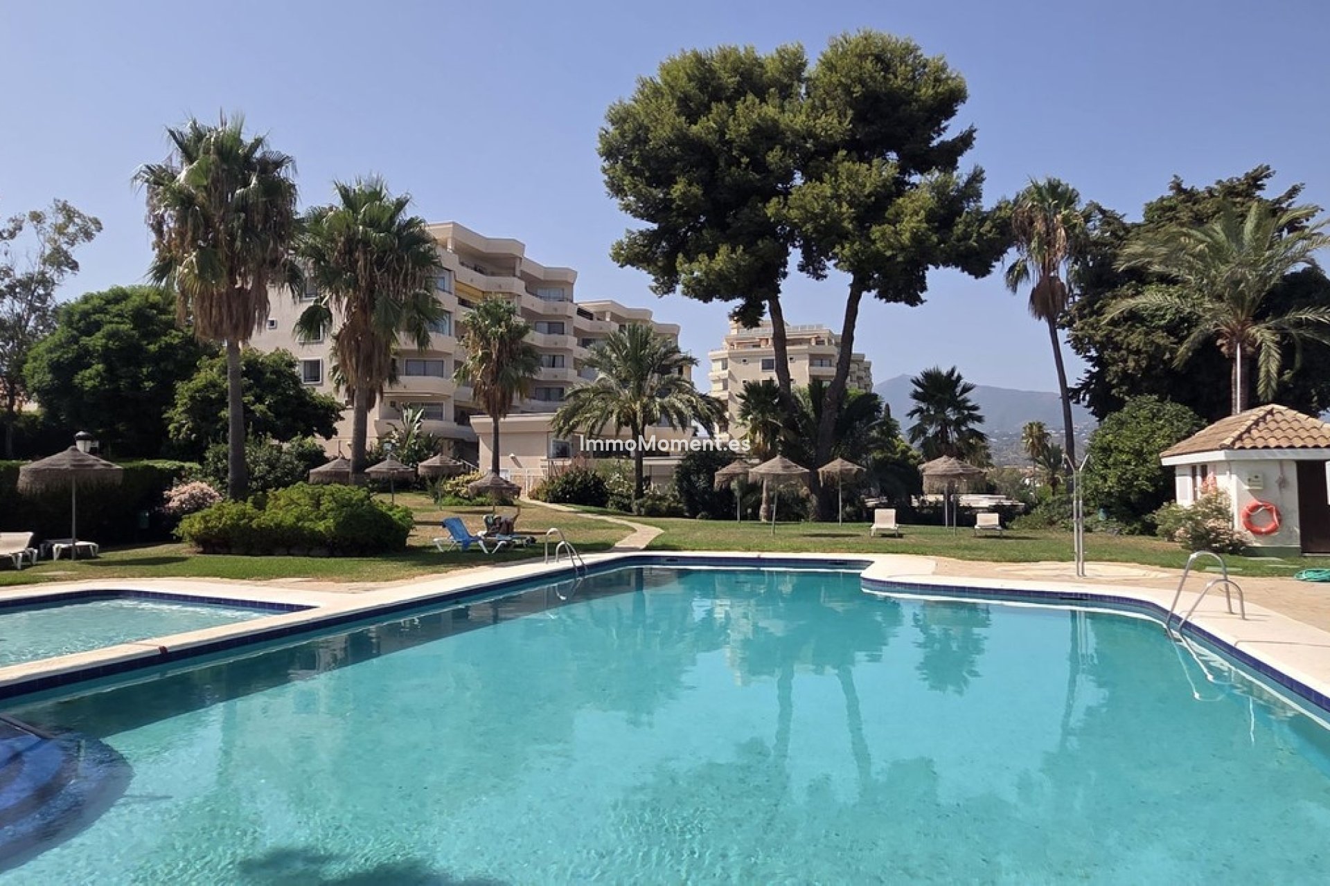 Revente - Appartement - Estepona  - Atalaya