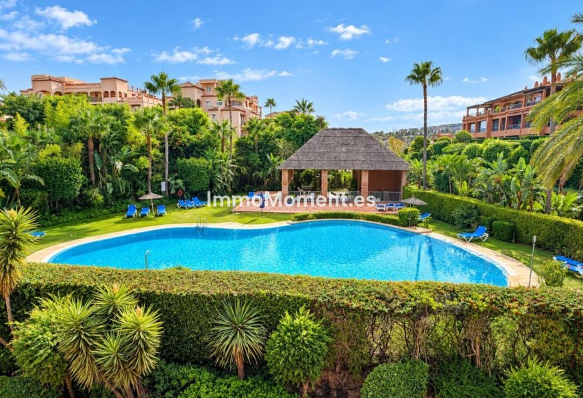 Revente - Appartement - Estepona  - Atalaya