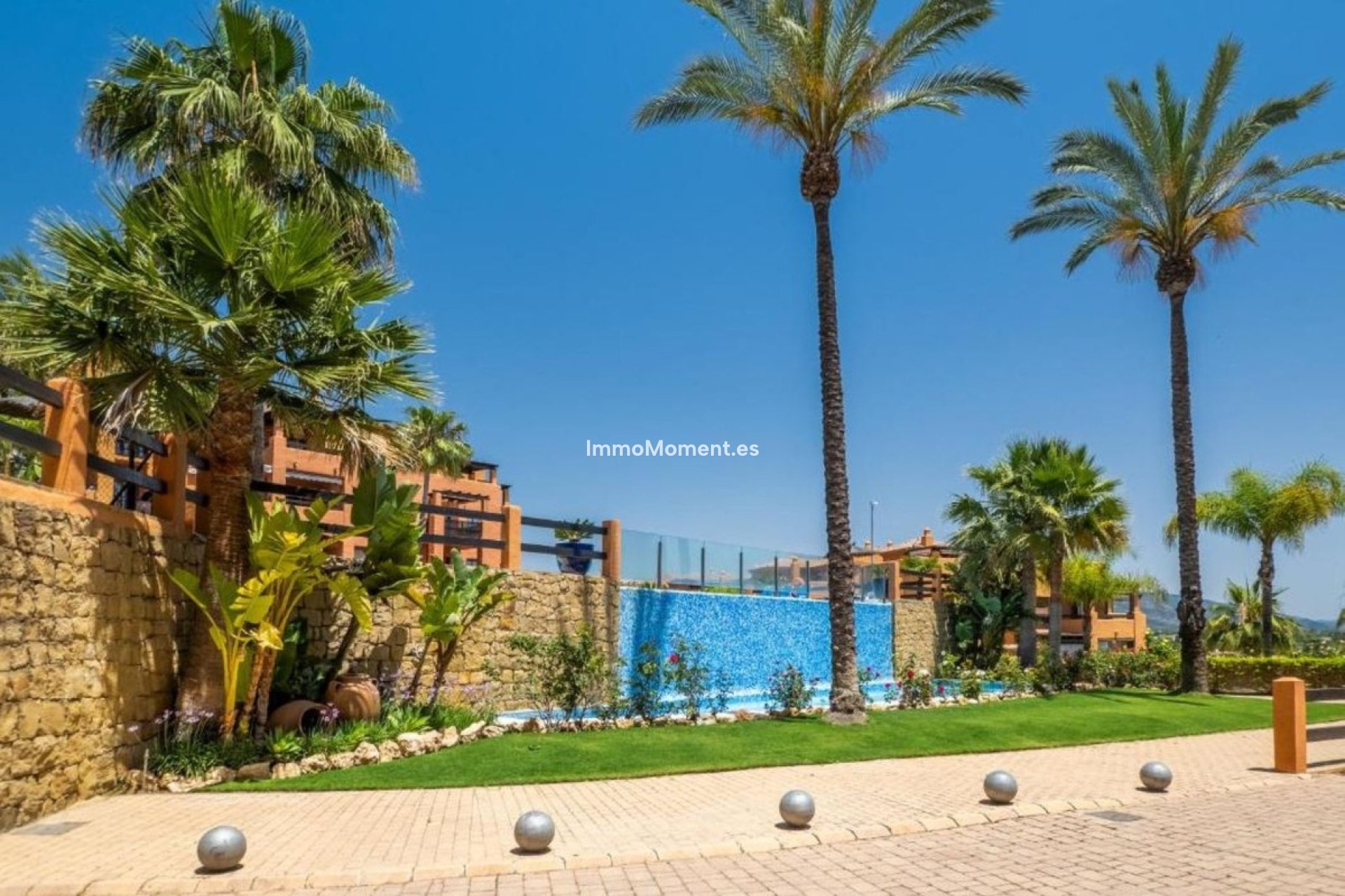 Revente - Appartement - Estepona  - Atalaya