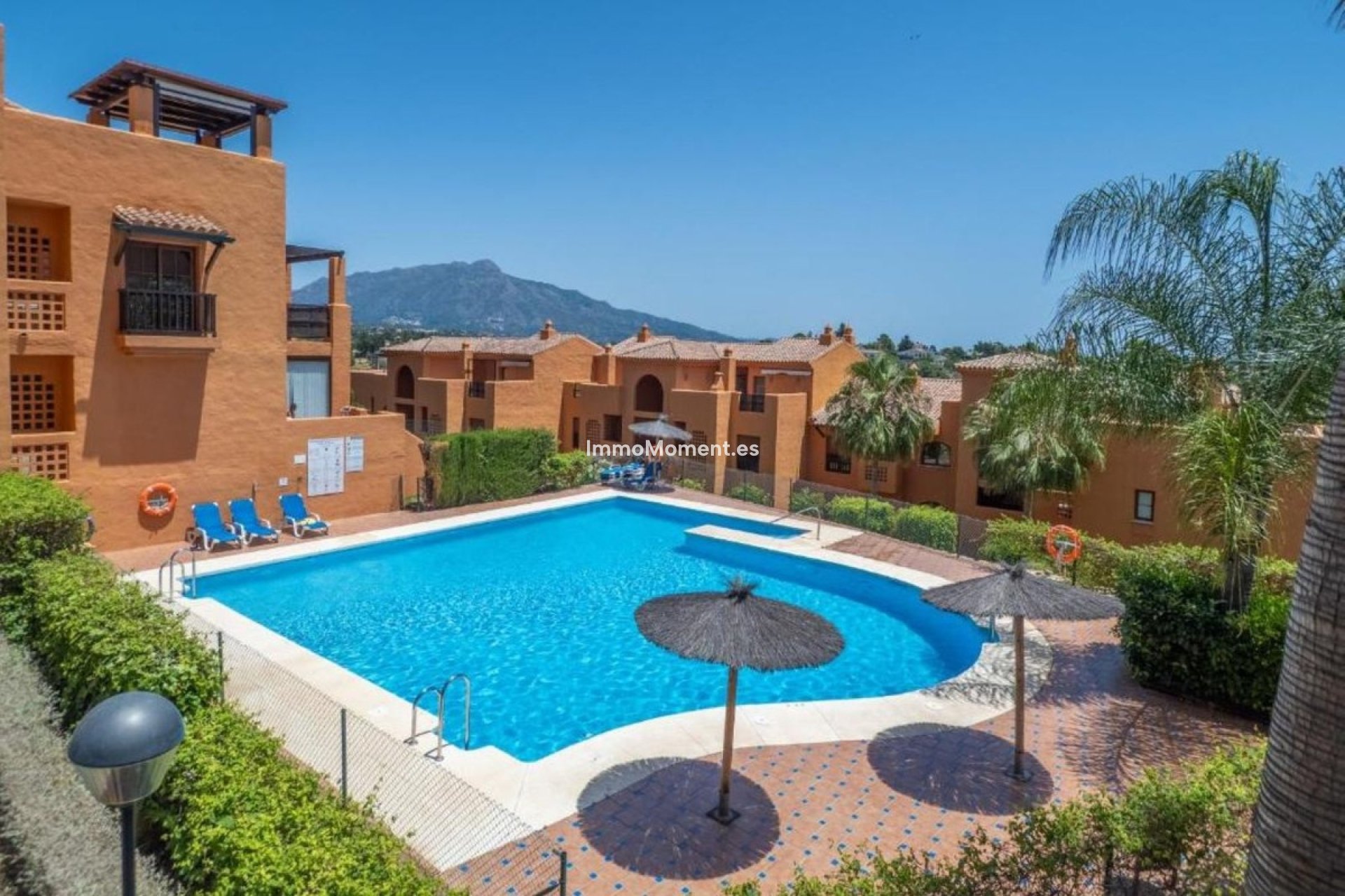 Revente - Appartement - Estepona  - Atalaya