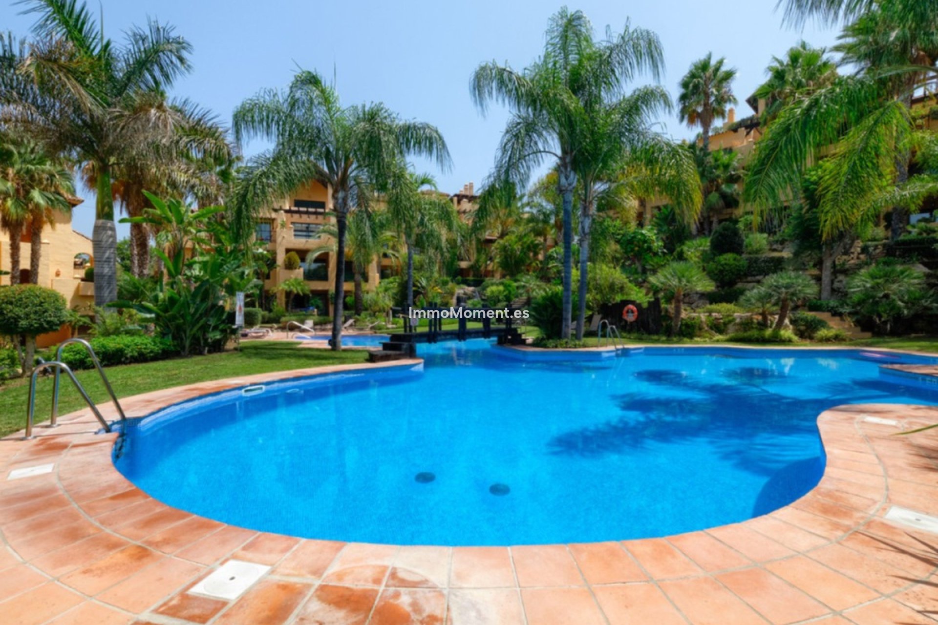 Revente - Appartement - Estepona  - Atalaya