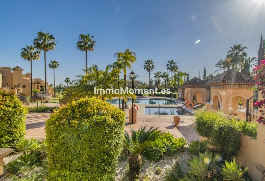Revente - Appartement - Estepona  - Atalaya