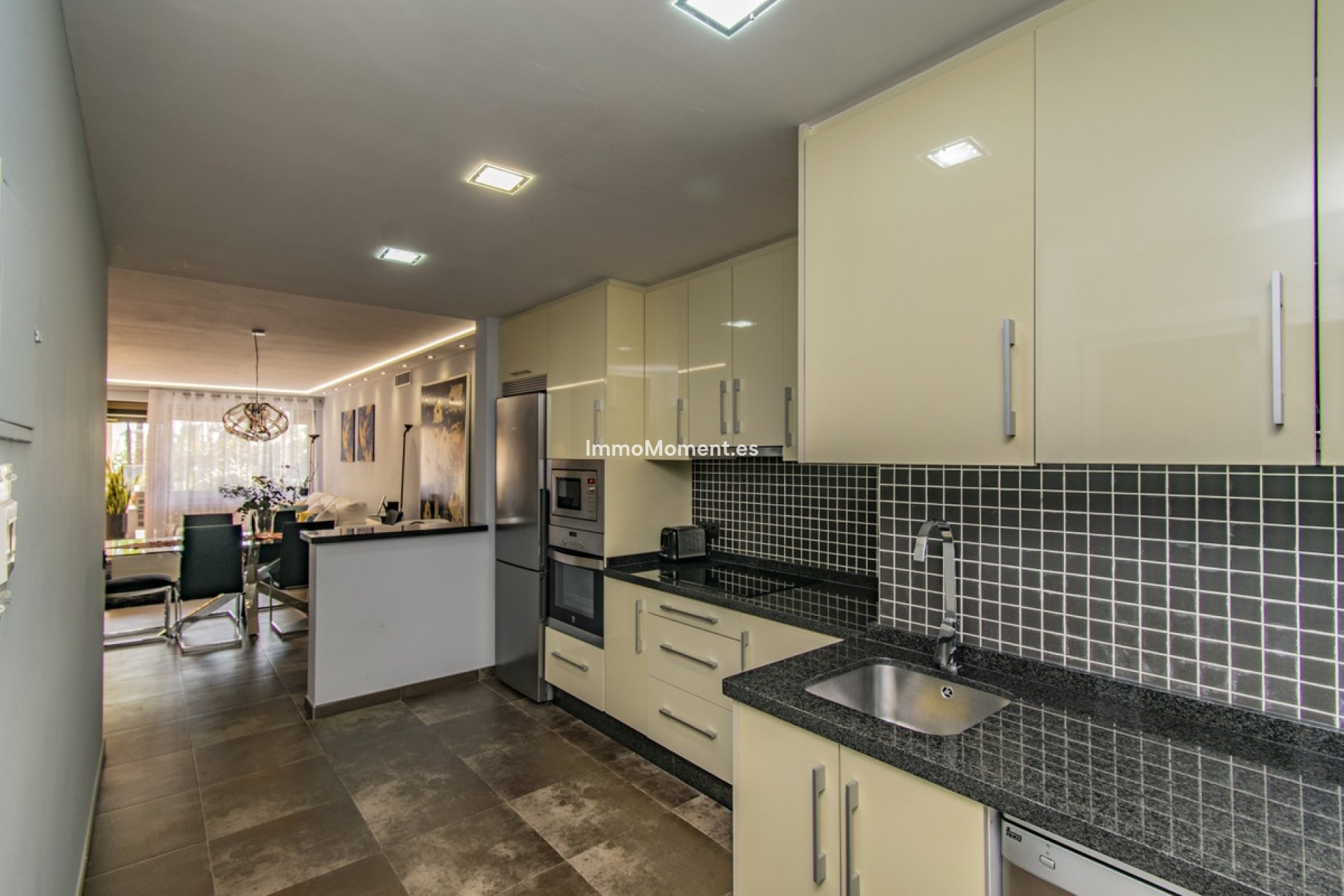Revente - Appartement - Estepona  - Atalaya