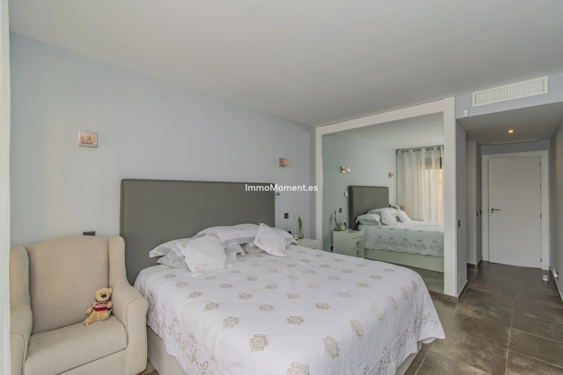 Revente - Appartement - Estepona  - Atalaya