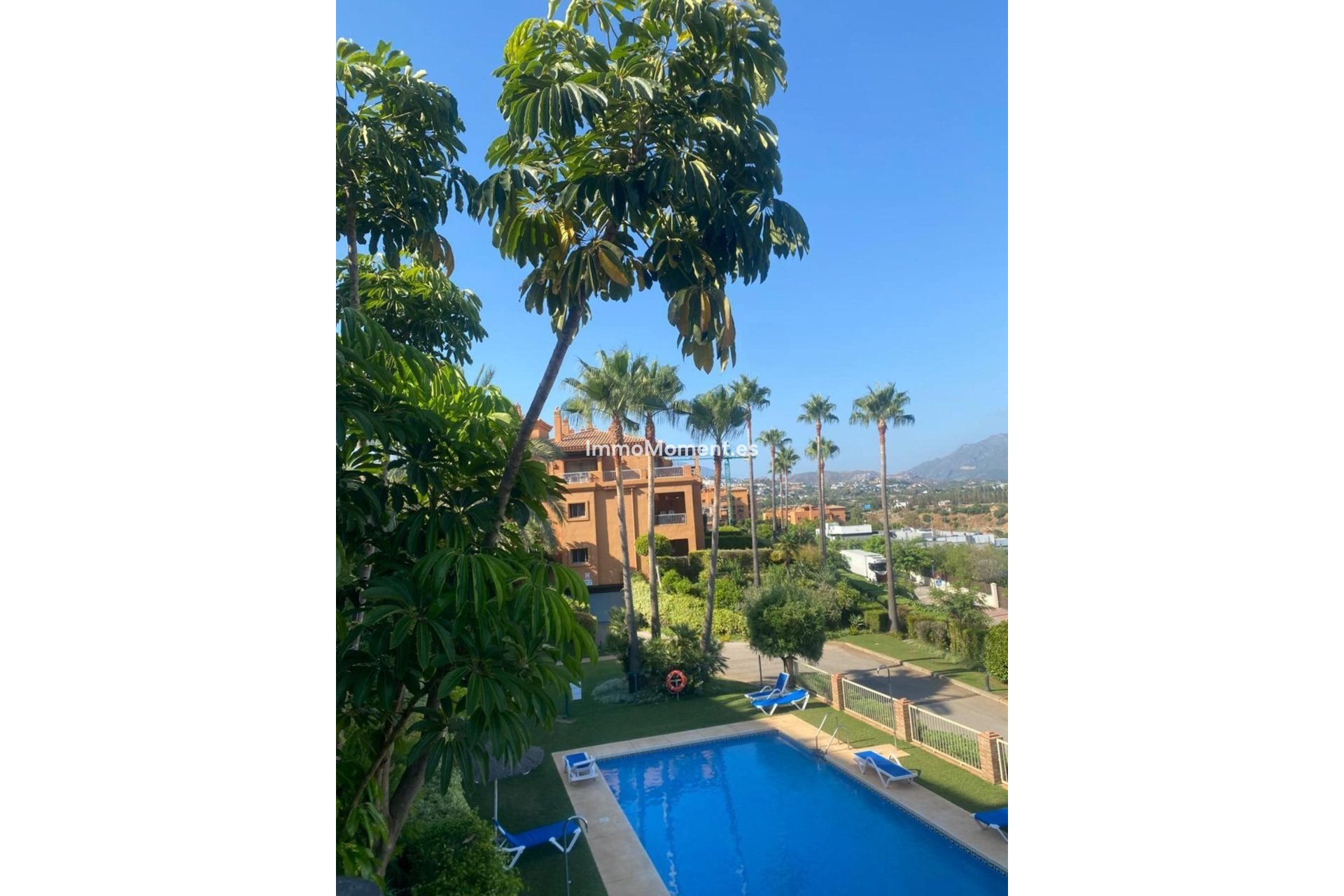 Revente - Appartement - Estepona  - Atalaya