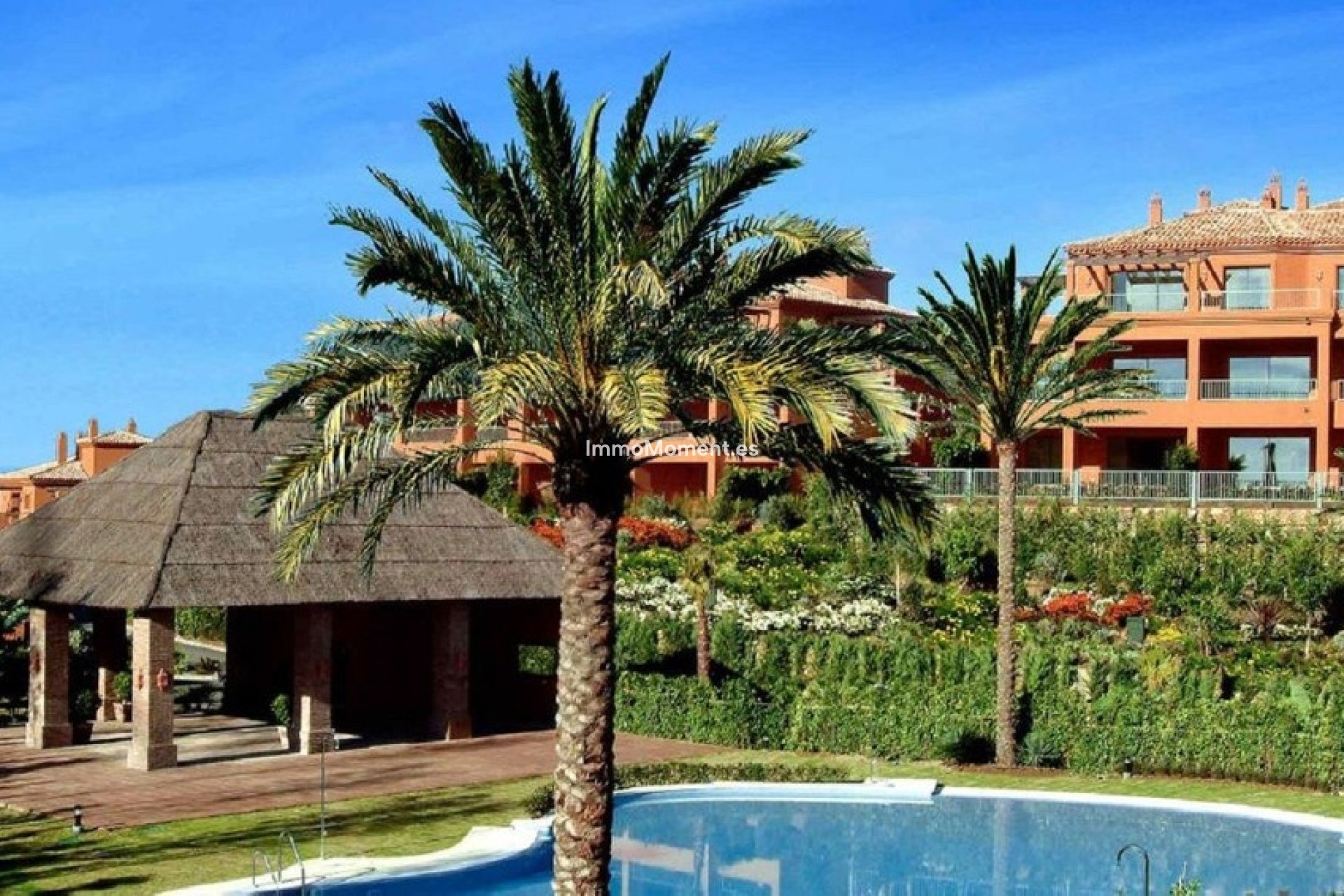 Revente - Appartement - Estepona  - Atalaya