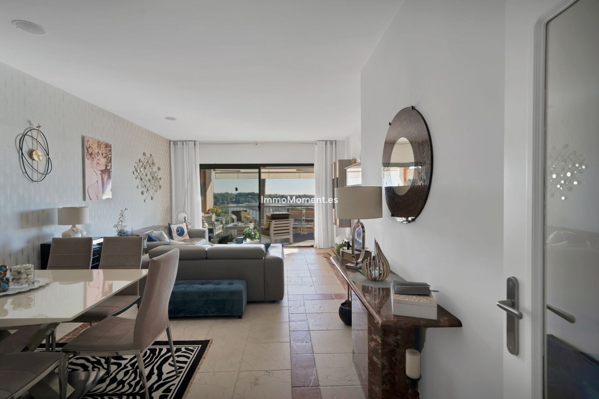 Revente - Appartement - Estepona  - Atalaya