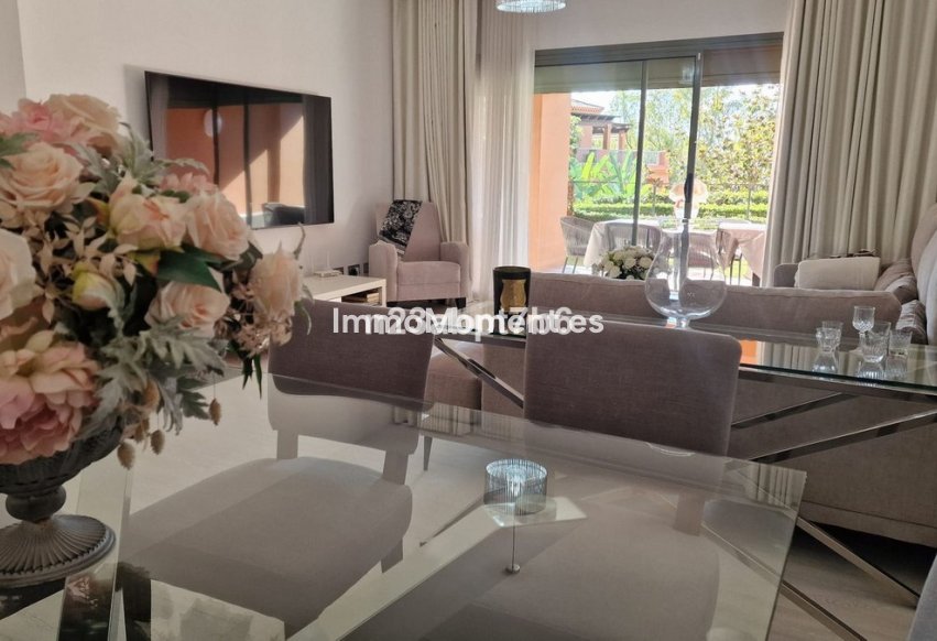 Revente - Appartement - Estepona  - Atalaya