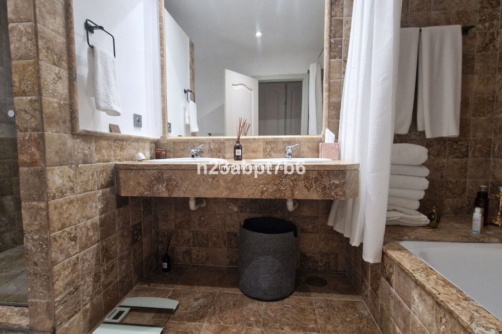Revente - Appartement - Estepona  - Atalaya
