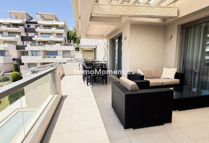 Revente - Appartement - Estepona  - Atalaya