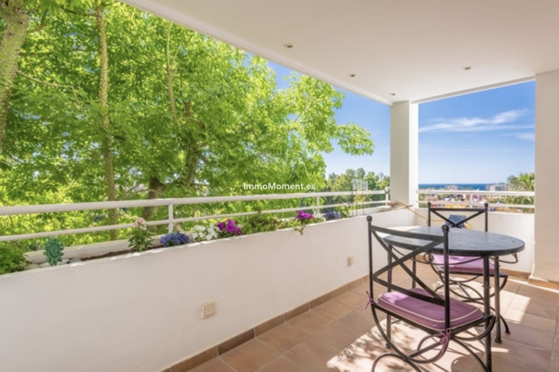 Revente - Appartement - Estepona  - Atalaya