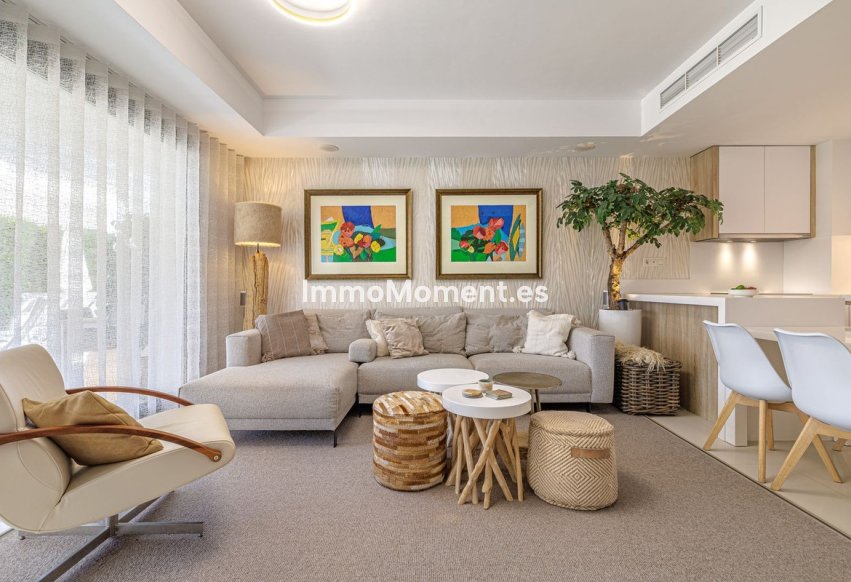 Revente - Appartement - Estepona  - Atalaya