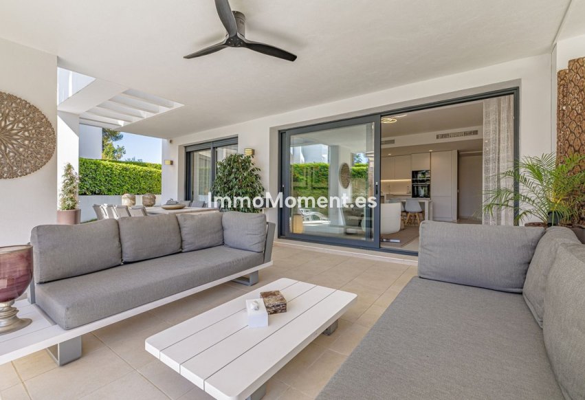 Revente - Appartement - Estepona  - Atalaya