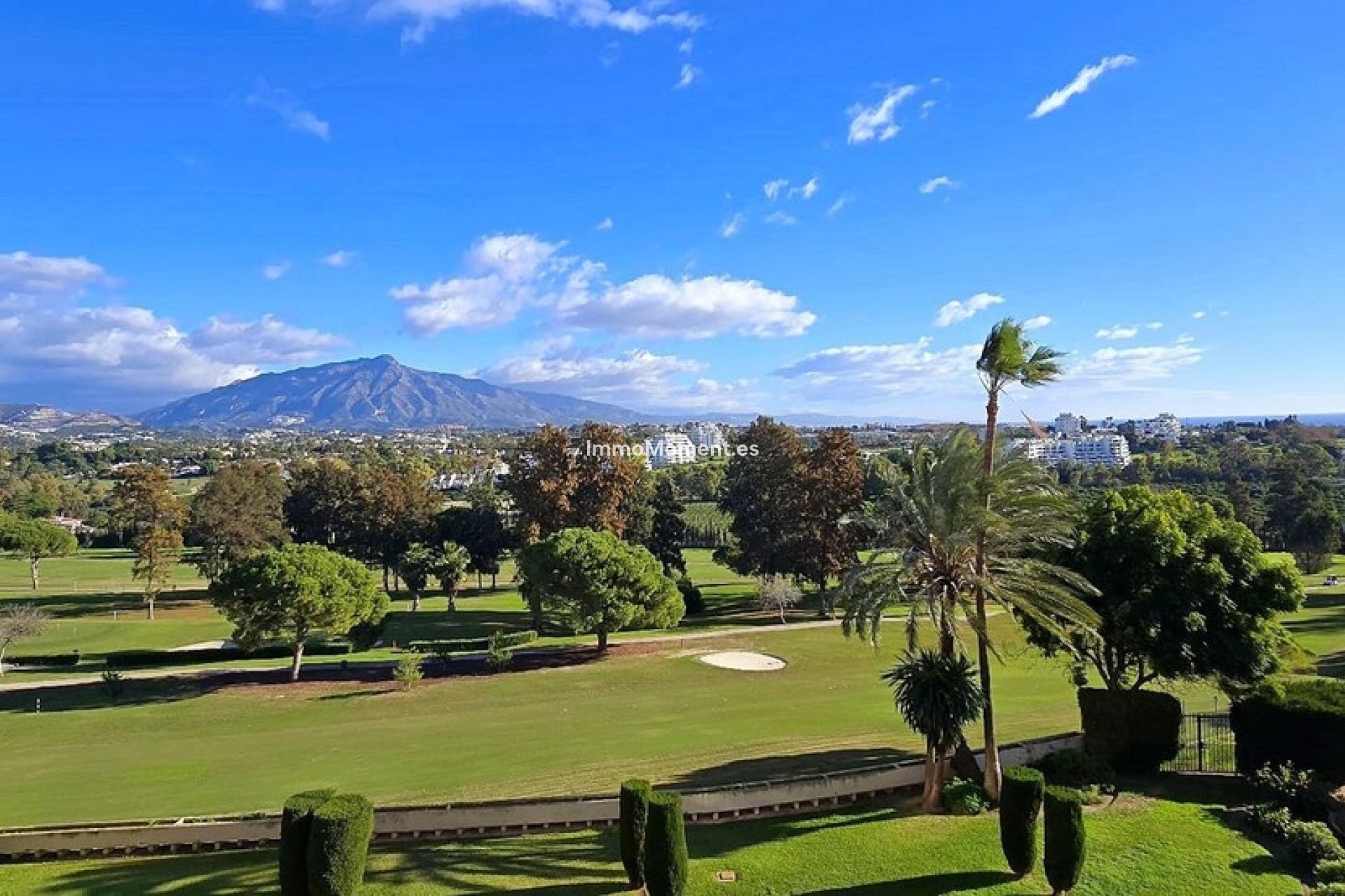 Revente - Appartement - Estepona  - Atalaya