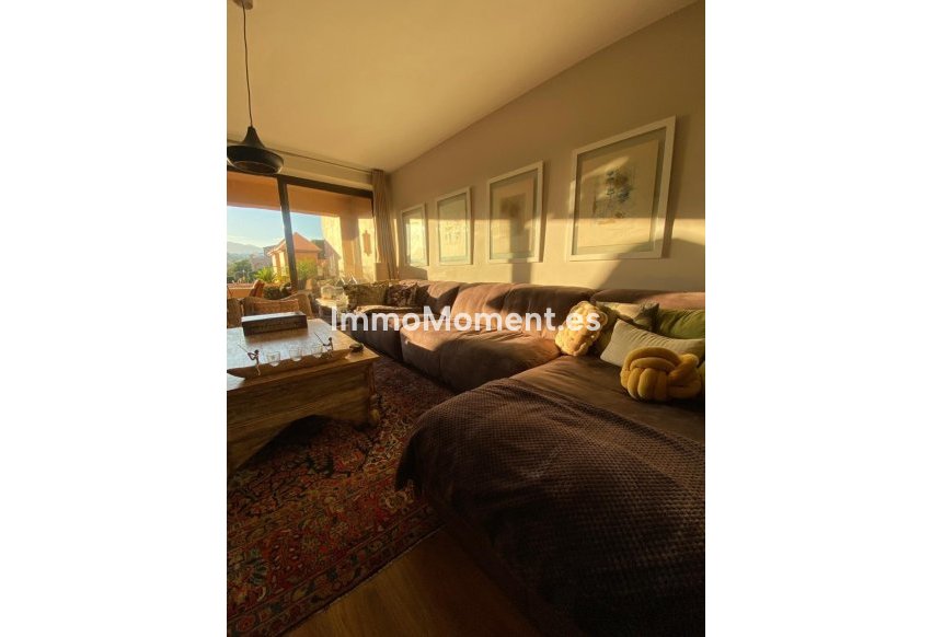 Revente - Appartement - Estepona  - Atalaya