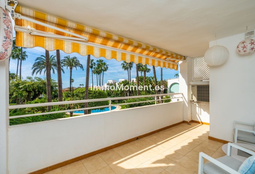 Revente - Appartement - Estepona  - Atalaya