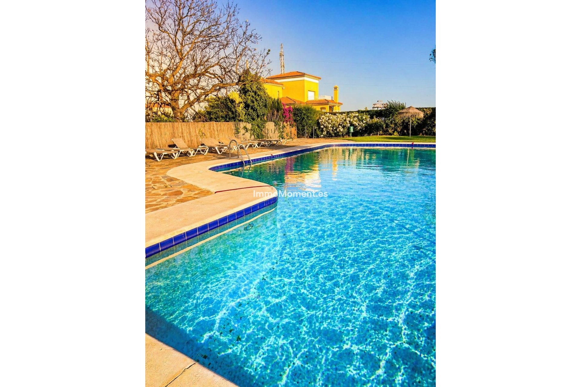 Revente - Appartement - Estepona  - Atalaya