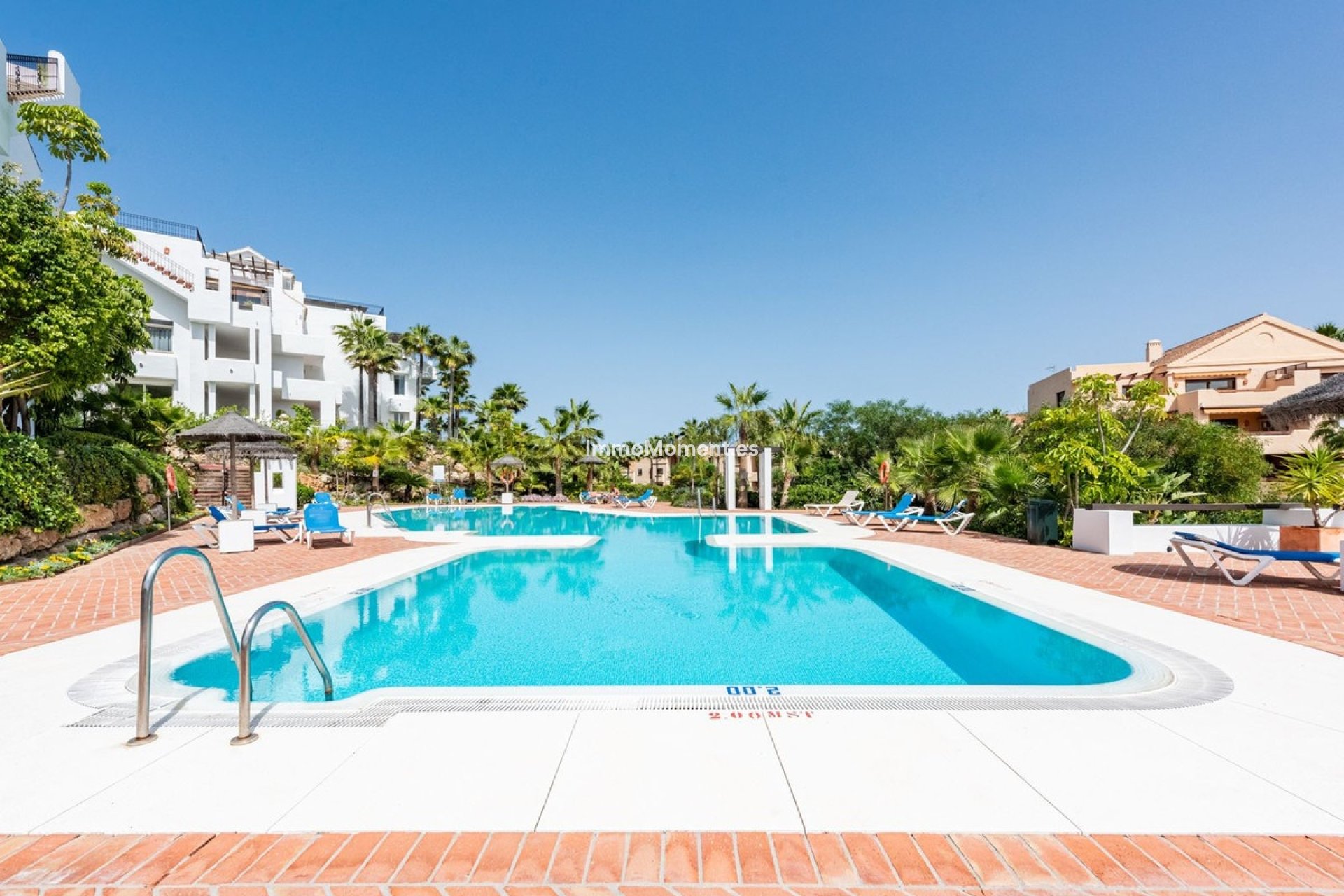 Revente - Appartement - Estepona  - Atalaya