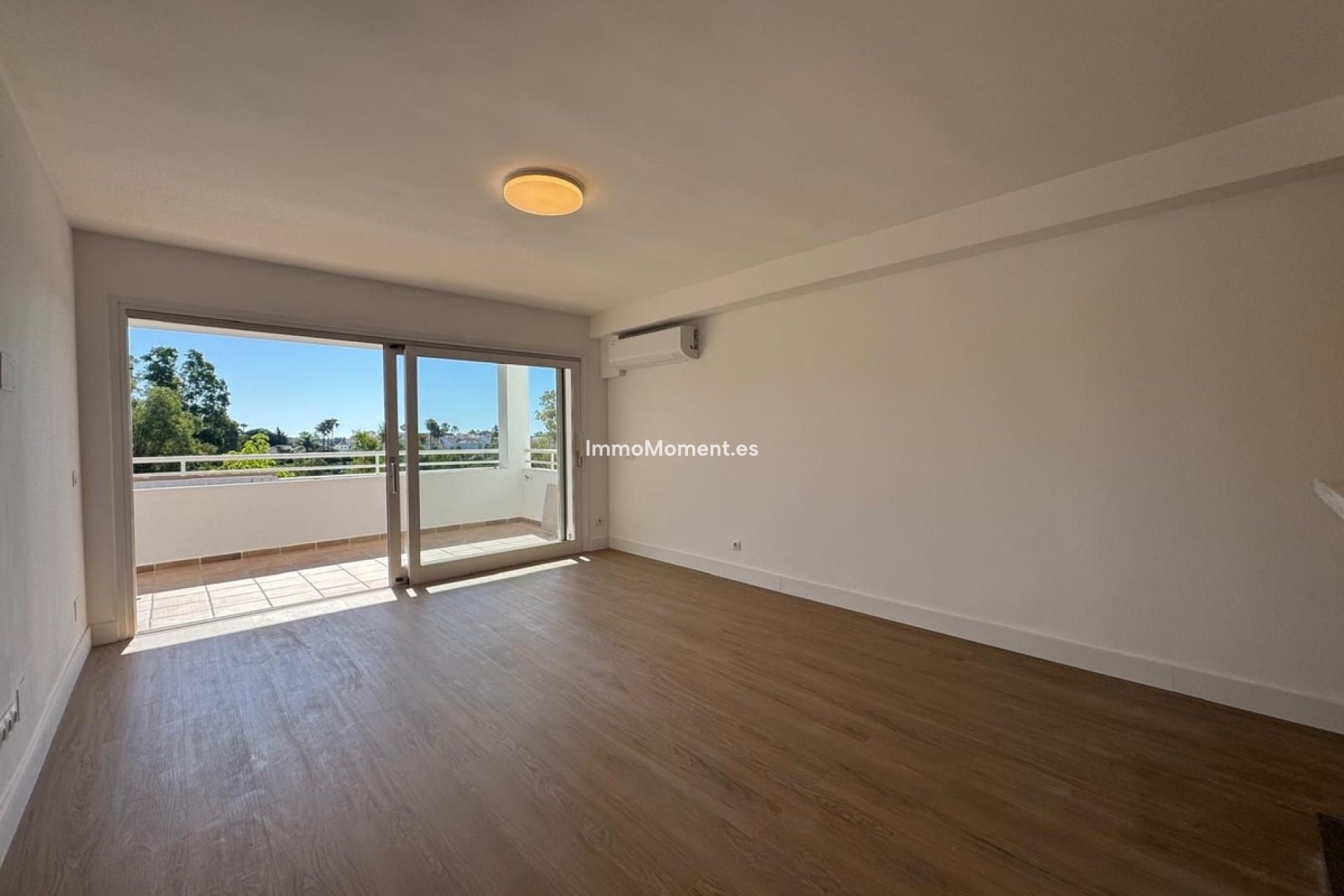 Revente - Appartement - Estepona  - Atalaya
