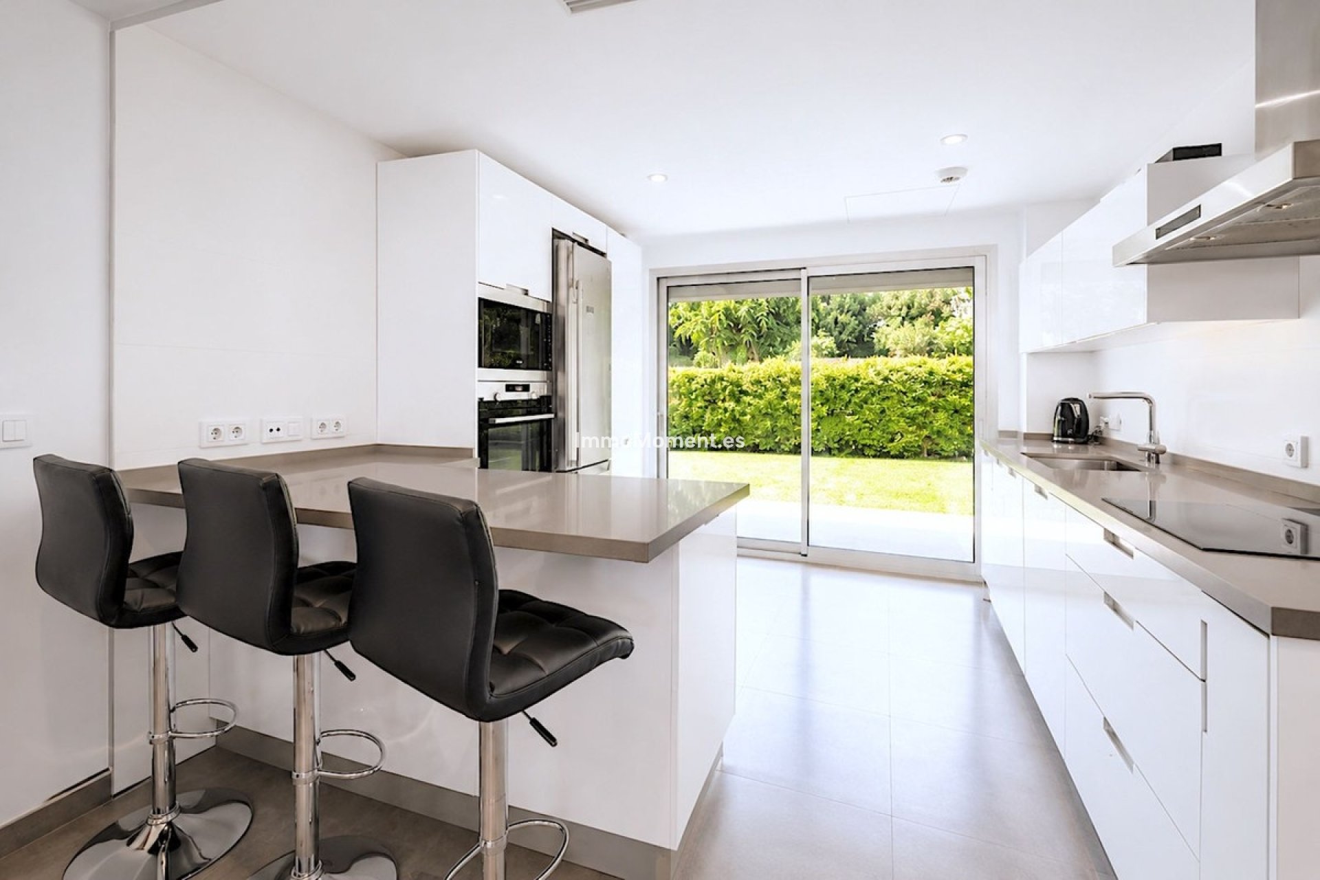 Revente - Appartement - Estepona  - Atalaya