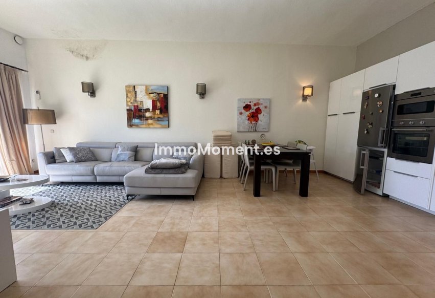 Revente - Appartement - Estepona  - Atalaya