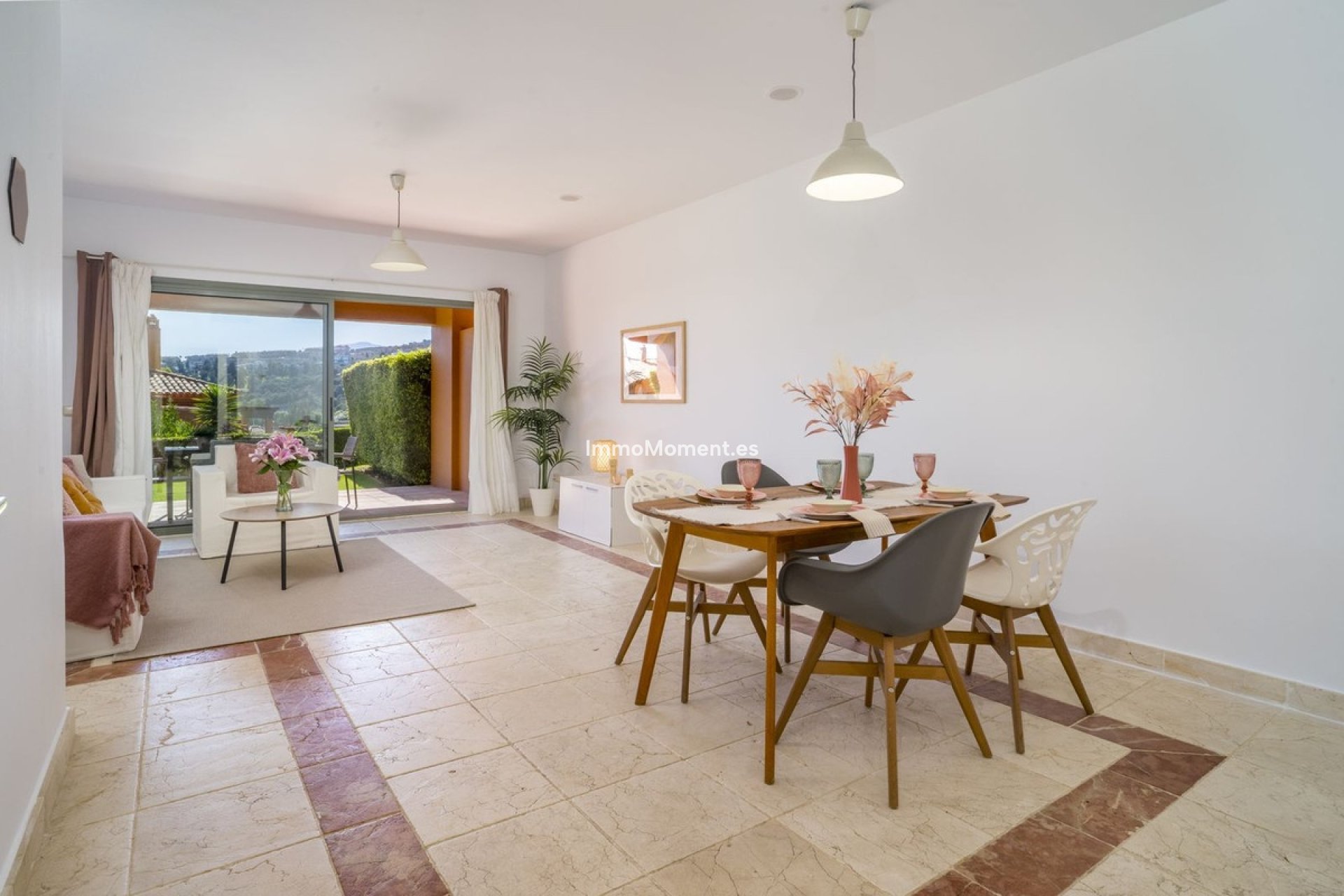 Revente - Appartement - Estepona  - Atalaya