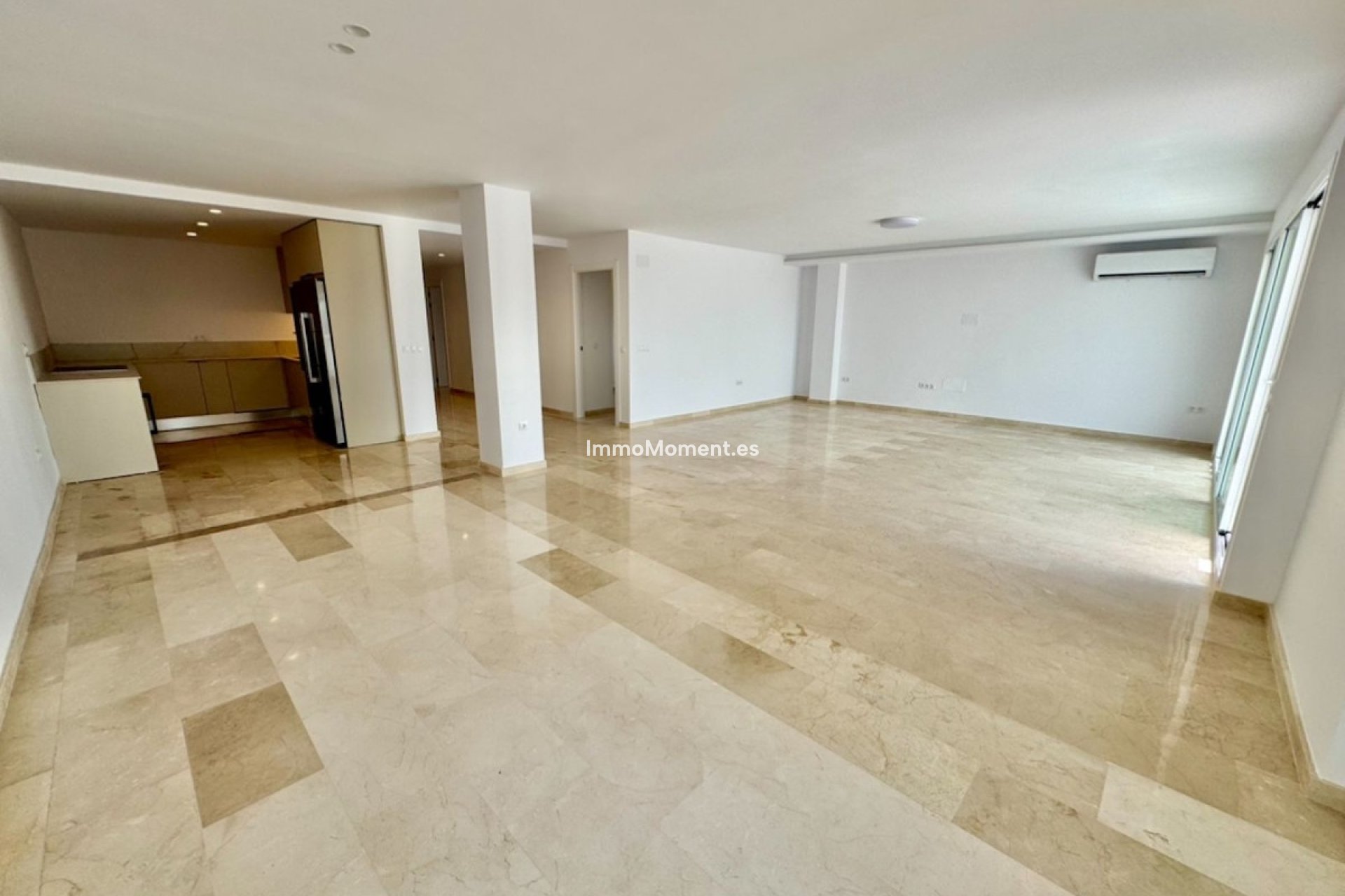 Revente - Appartement - Estepona  - Atalaya