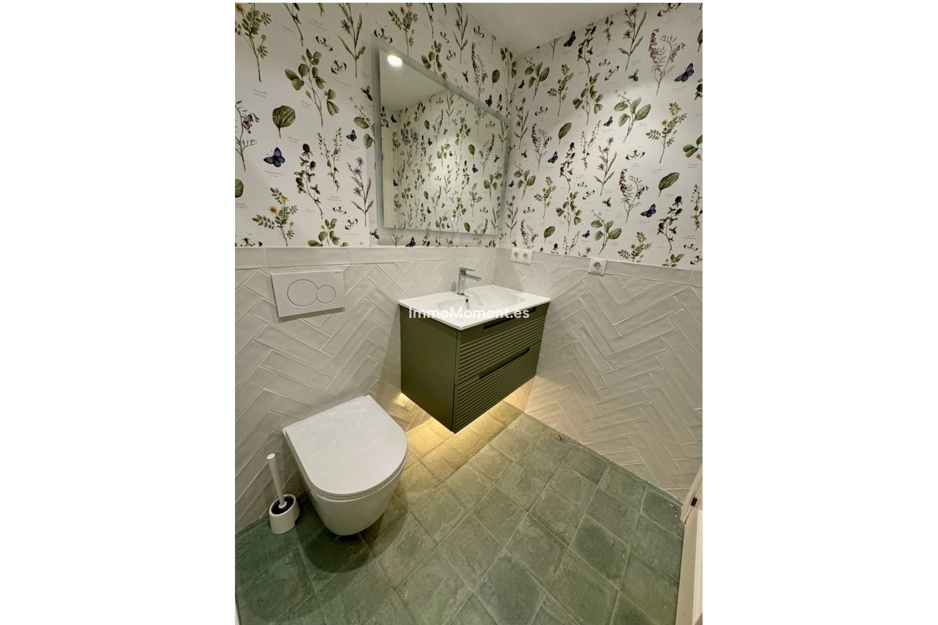 Revente - Appartement - Estepona  - Atalaya