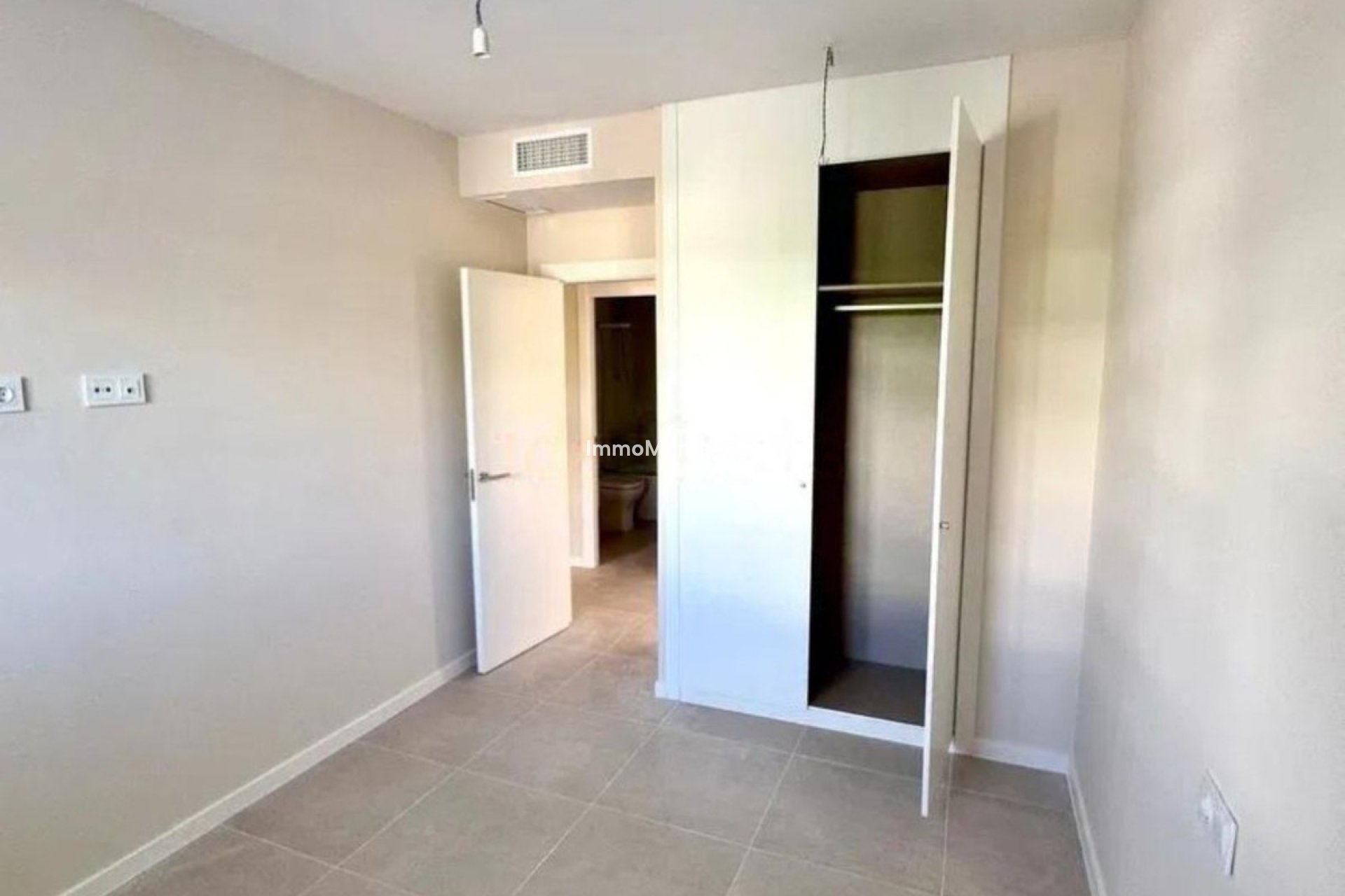 Revente - Appartement - Estepona  - Bel Air