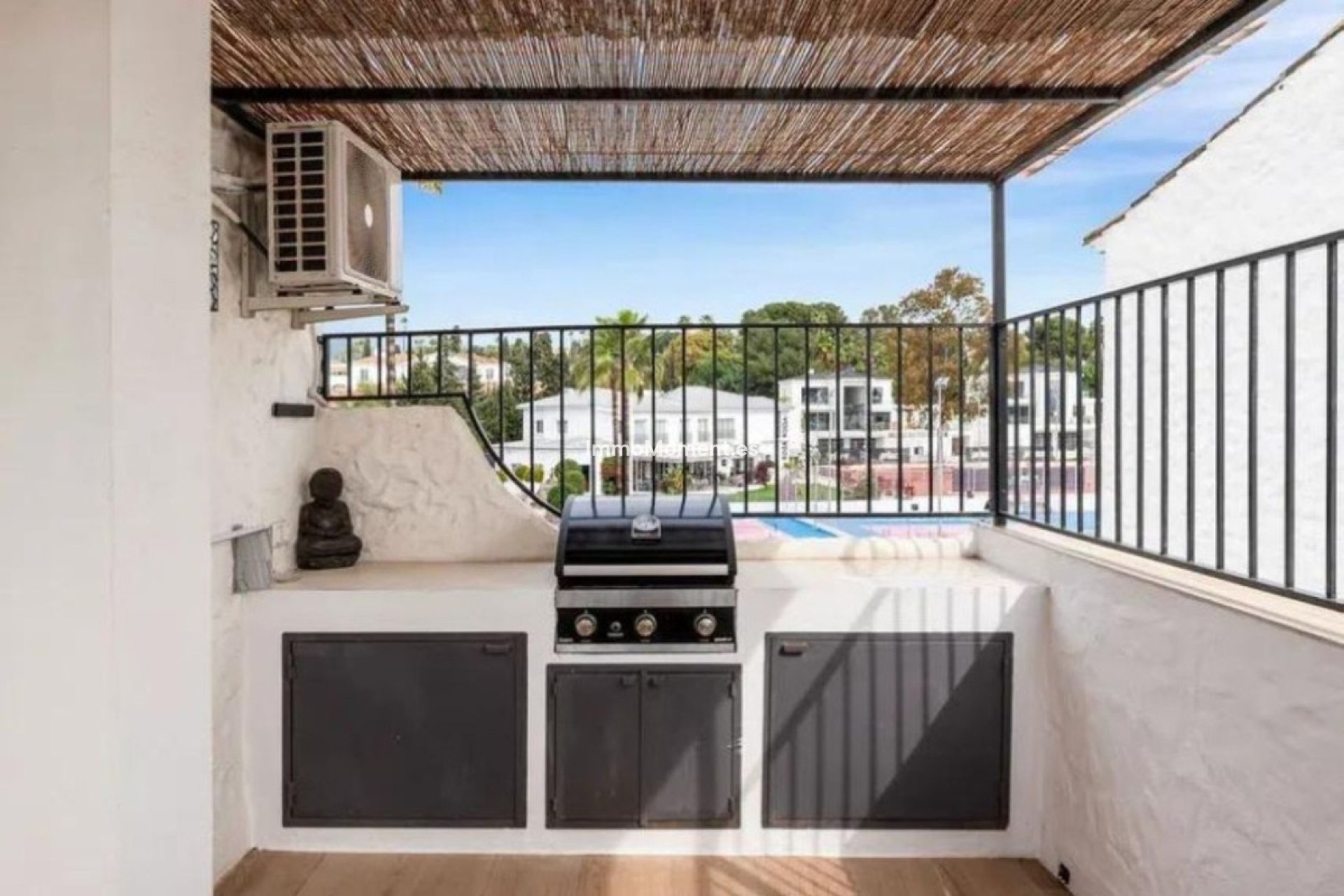 Revente - Appartement - Estepona  - Benamara