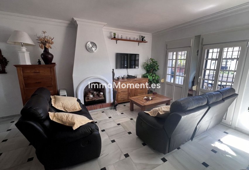 Revente - Appartement - Estepona  - Benamara