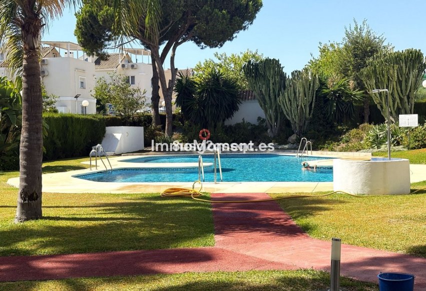 Revente - Appartement - Estepona  - Costalita