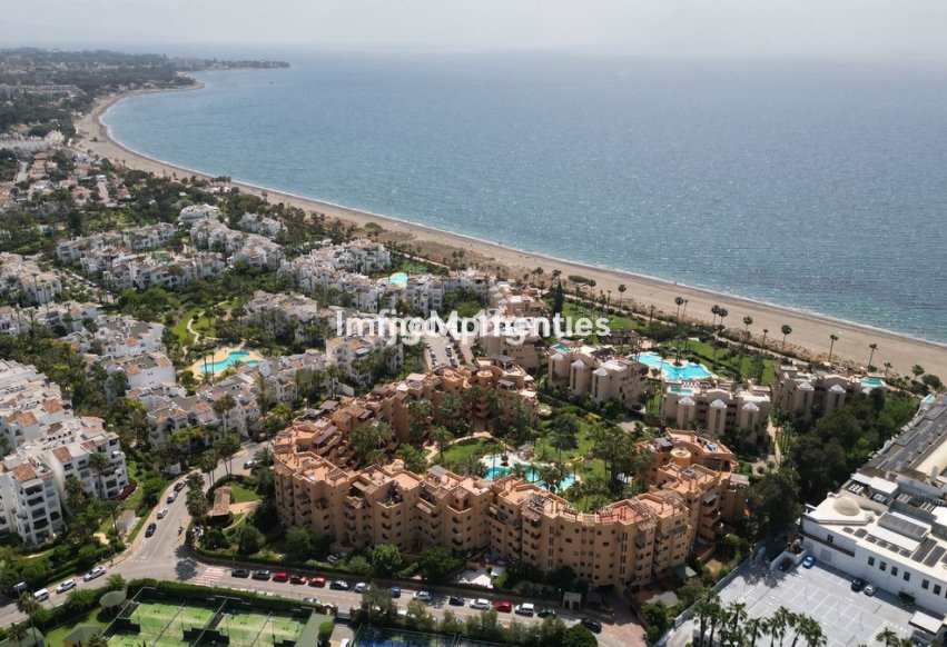 Revente - Appartement - Estepona  - Costalita