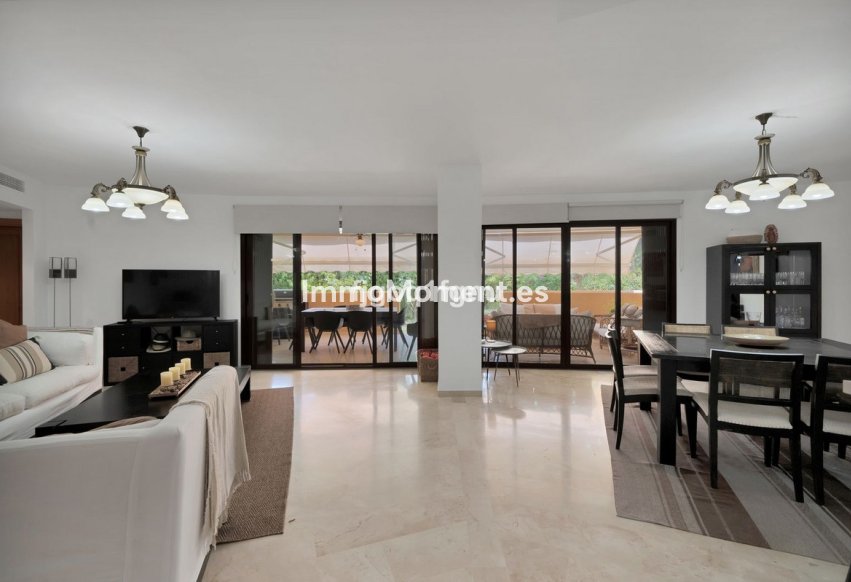 Revente - Appartement - Estepona  - Costalita