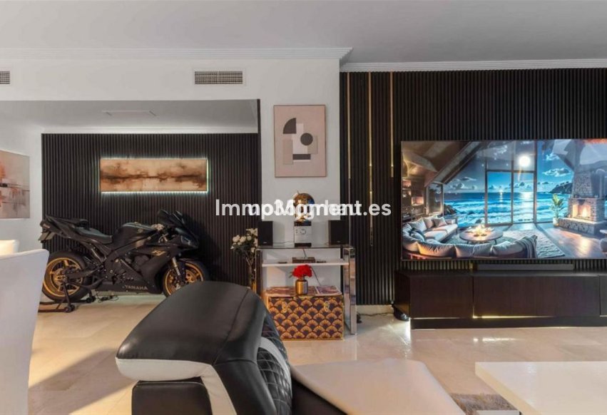Revente - Appartement - Estepona  - Estepona Centro
