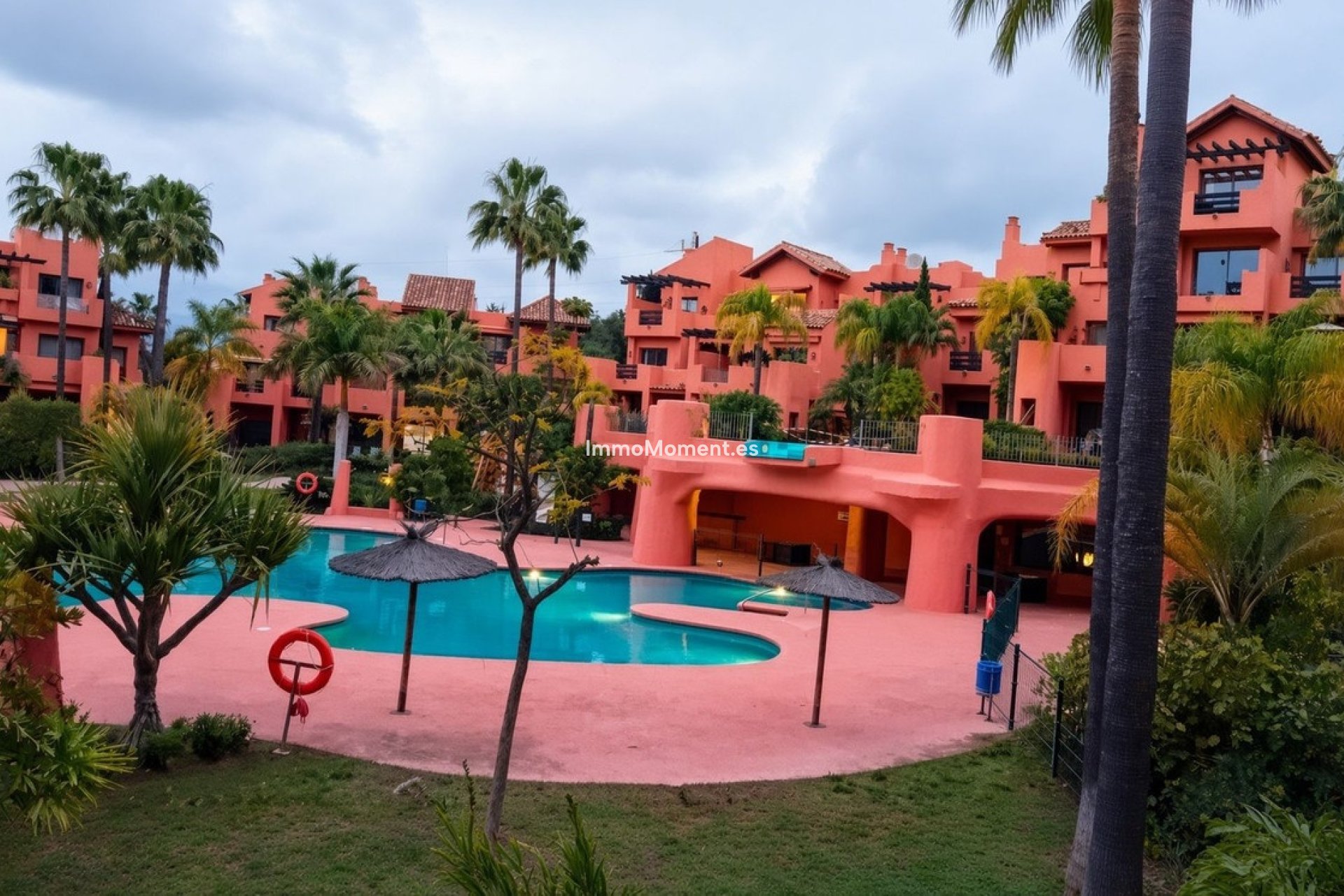 Revente - Appartement - Estepona  - Estepona Centro
