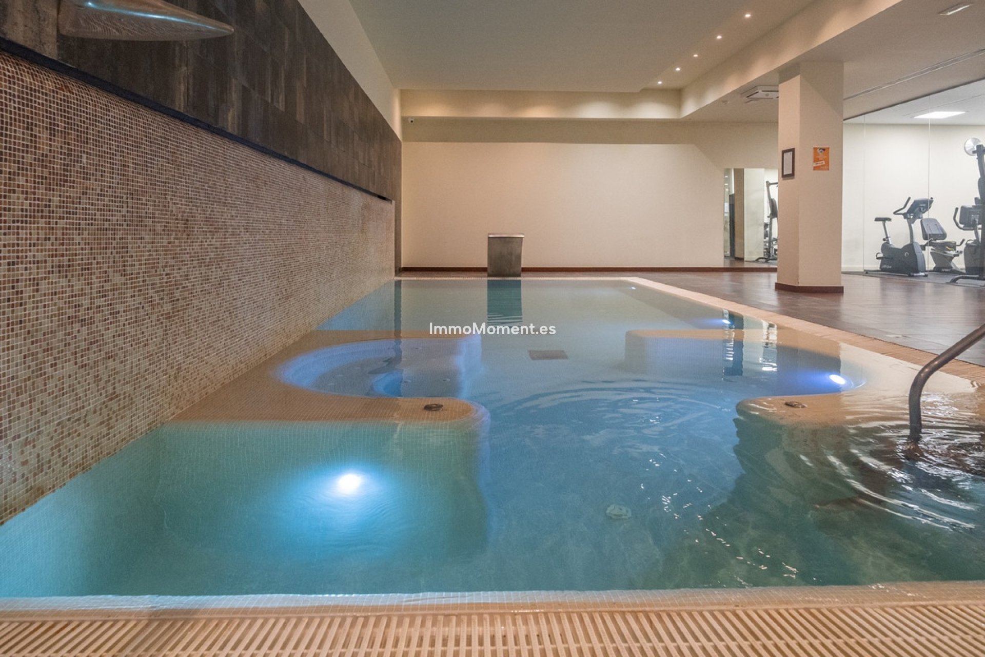 Revente - Appartement - Estepona  - Estepona Centro
