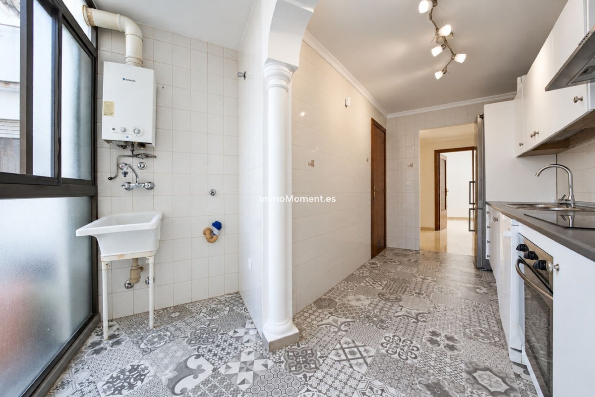 Revente - Appartement - Estepona  - Estepona Centro