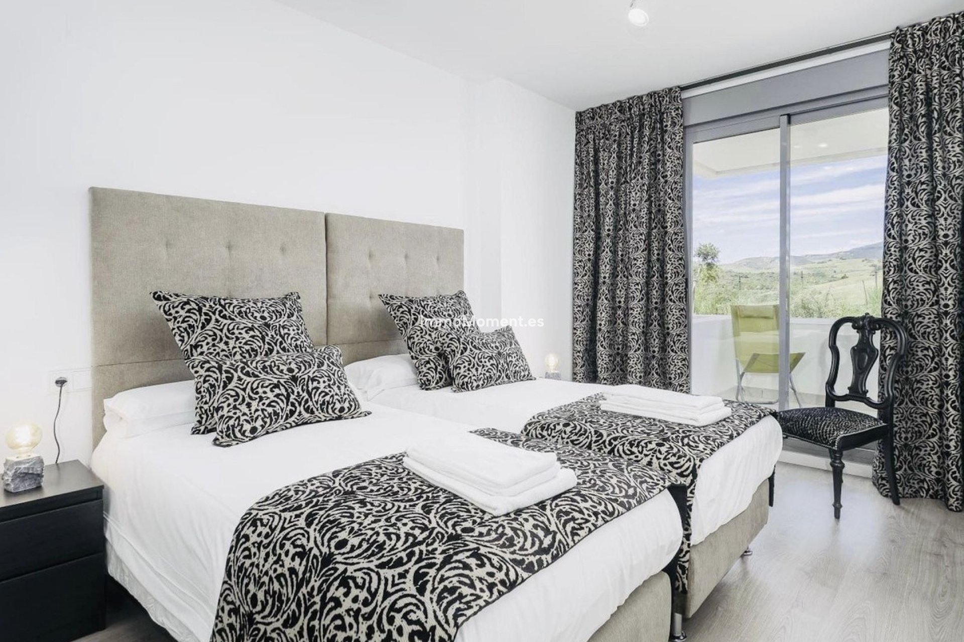 Revente - Appartement - Estepona  - Estepona Centro