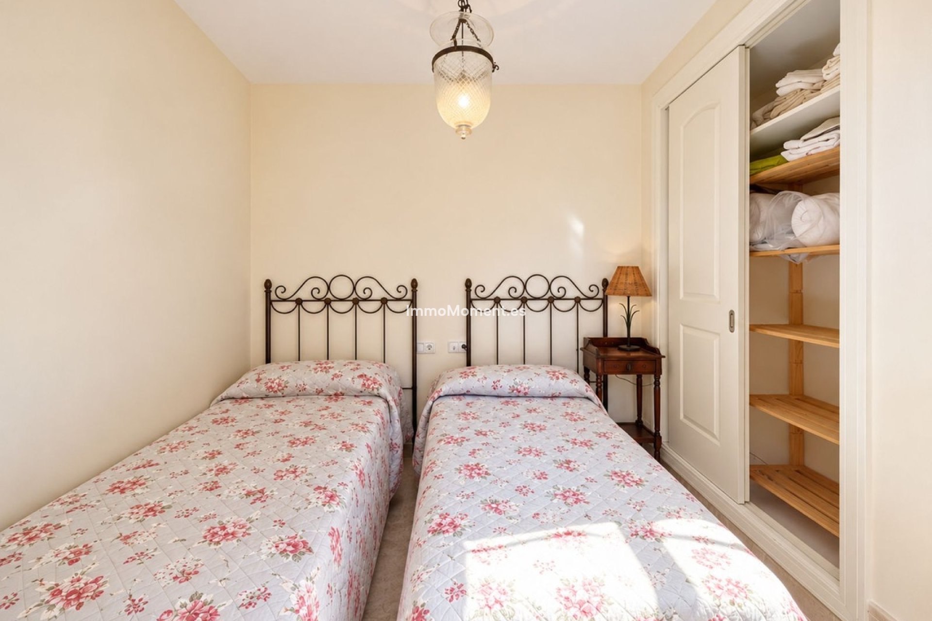 Revente - Appartement - Estepona  - Estepona Centro