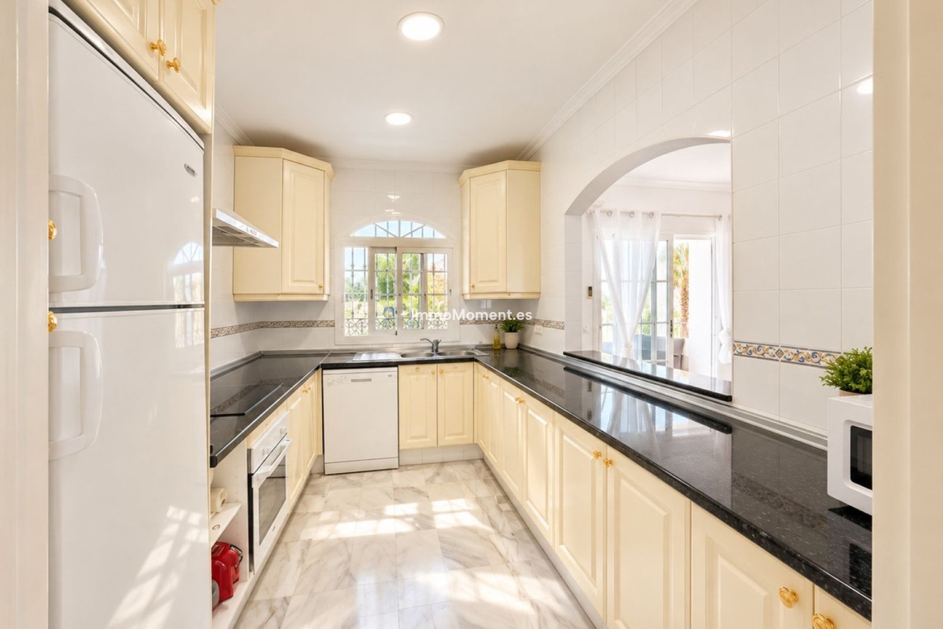 Revente - Appartement - Estepona  - Estepona Centro