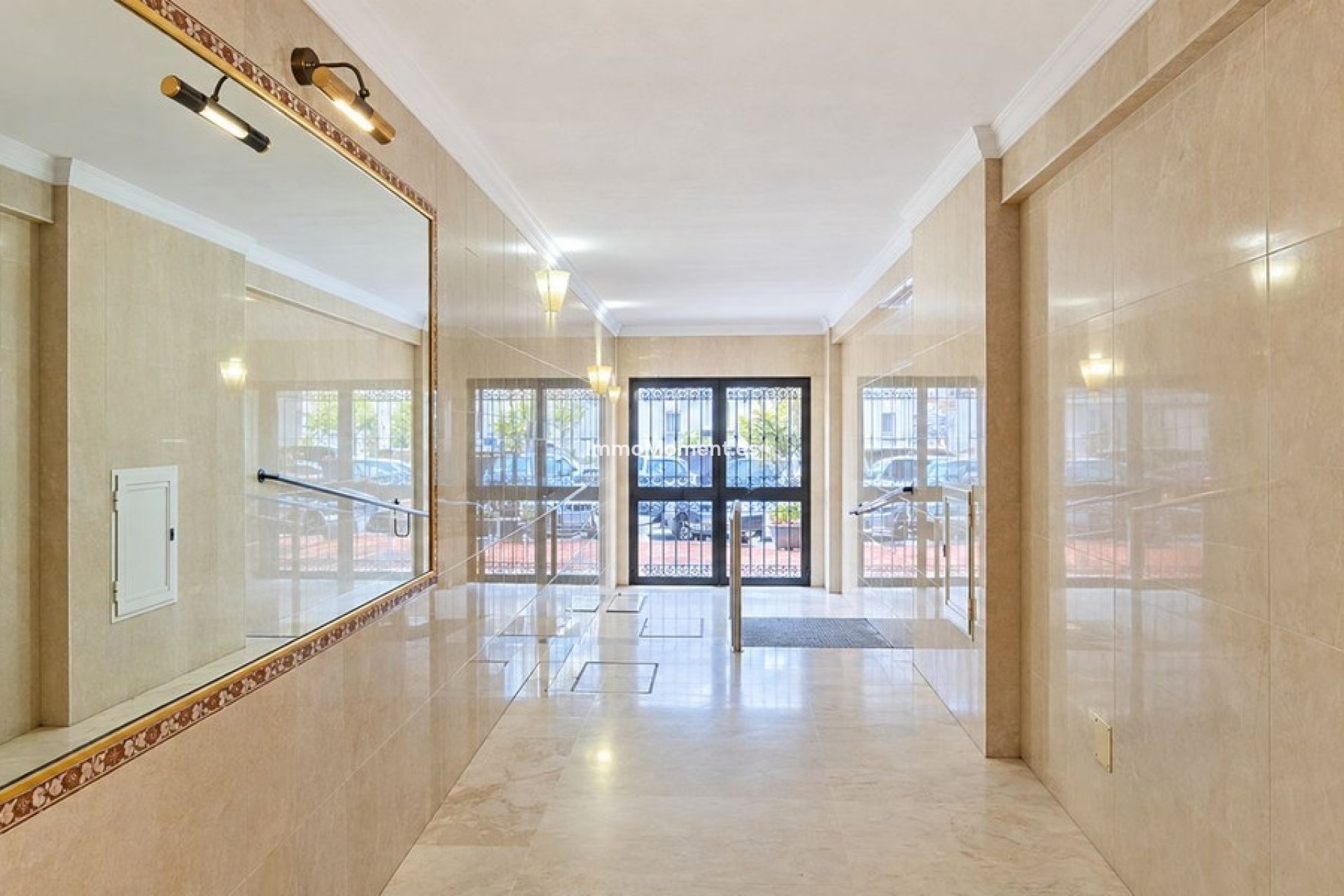 Revente - Appartement - Estepona  - Estepona Centro