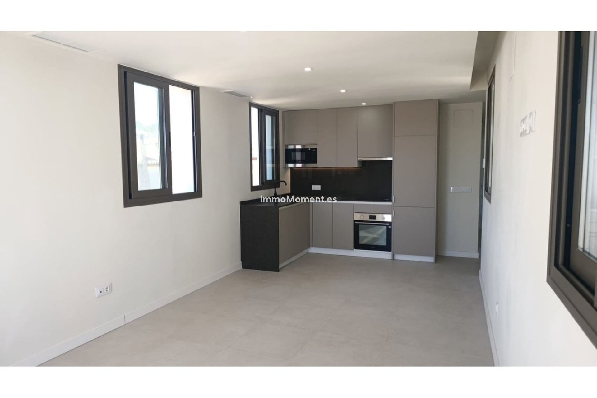 Revente - Appartement - Estepona  - Estepona Centro