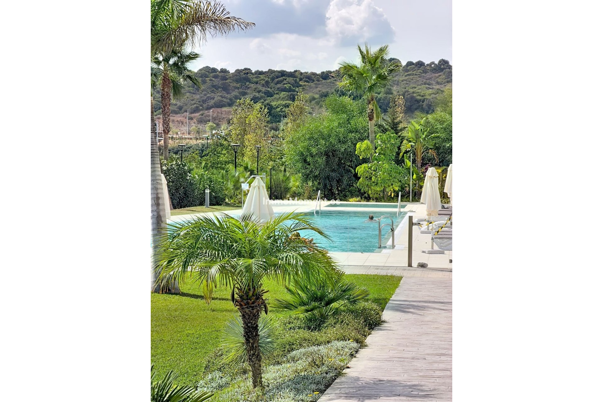 Revente - Appartement - Estepona  - Estepona Centro