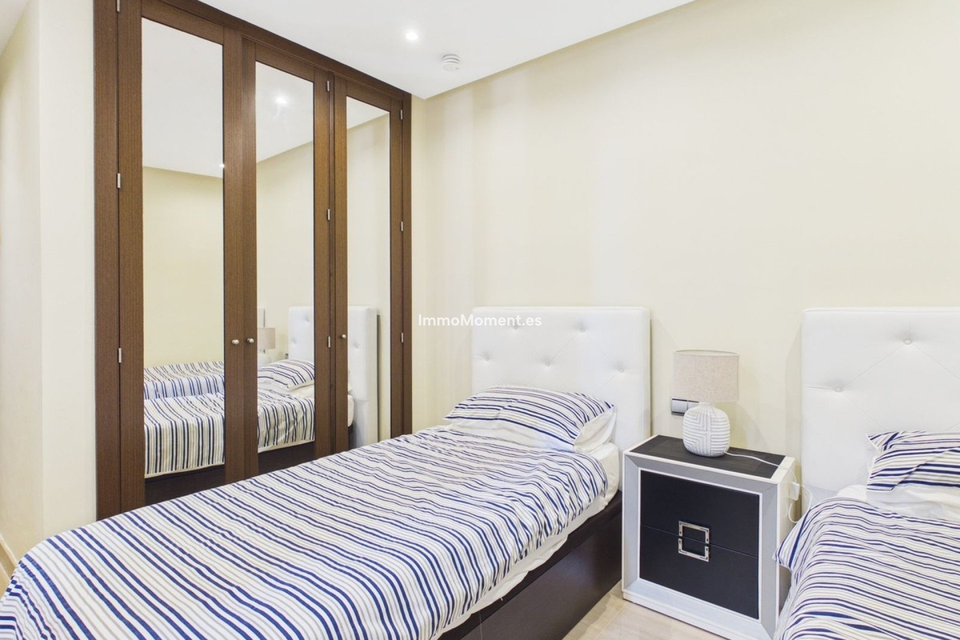 Revente - Appartement - Estepona  - Estepona Centro