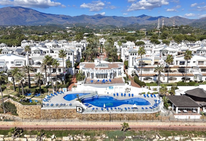 Revente - Appartement - Estepona  - Estepona Centro