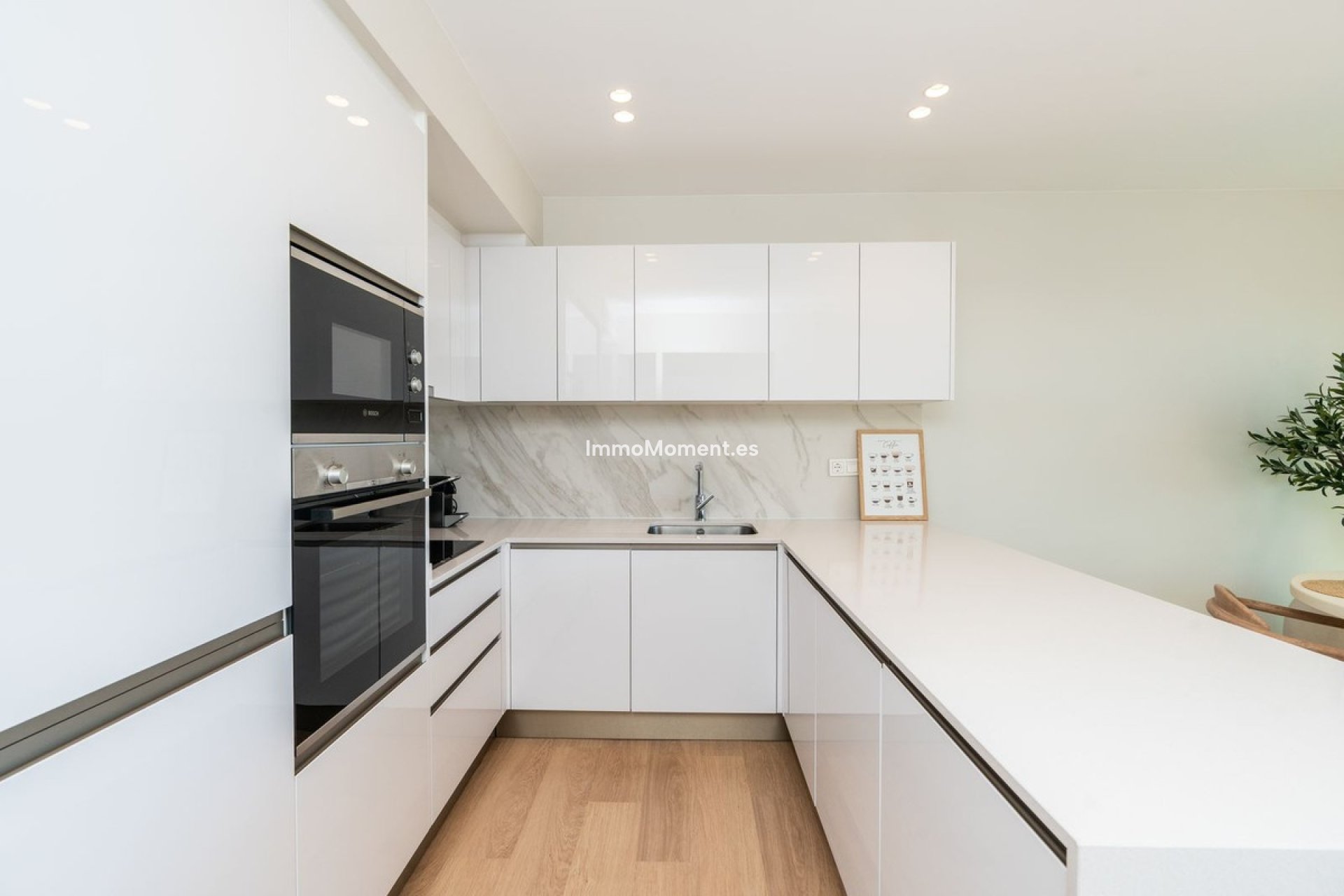 Revente - Appartement - Estepona  - Estepona Centro