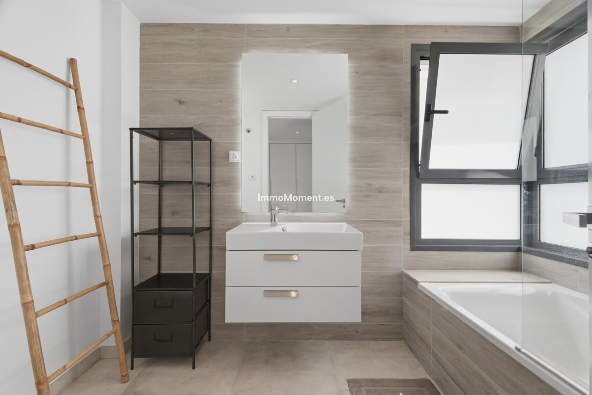 Revente - Appartement - Estepona  - Estepona Centro