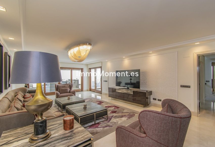 Revente - Appartement - Estepona  - Estepona Centro